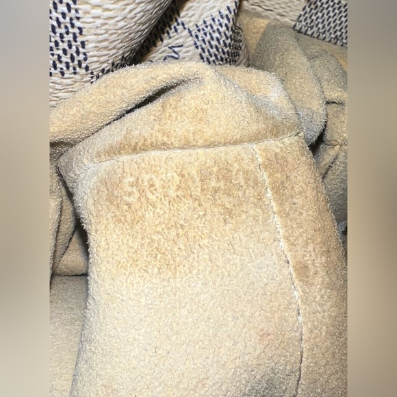 Louis Vuitton LV Hand Bag Artsy MM White Damier Azur beautiful bag. - Picture 15 of 16